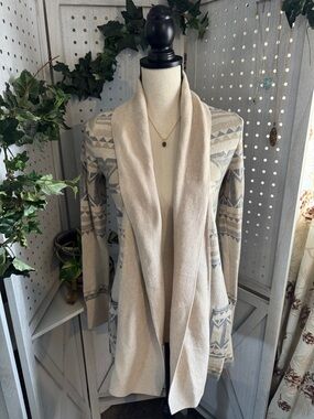 Yes/Lola (Size S) Striped Aztec Open-Front Cardigan Sweater-Cream & Blue